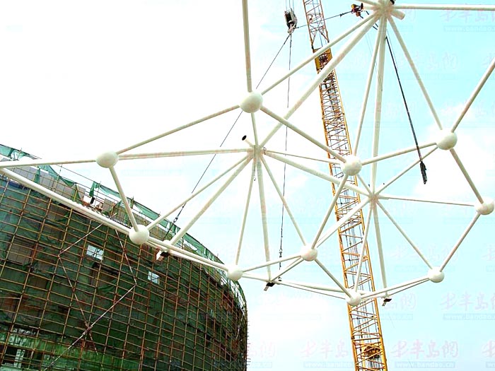 赣州体育馆网架安装
