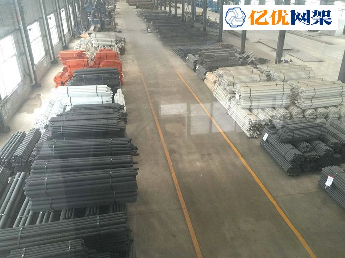 赣州杆件待发货区